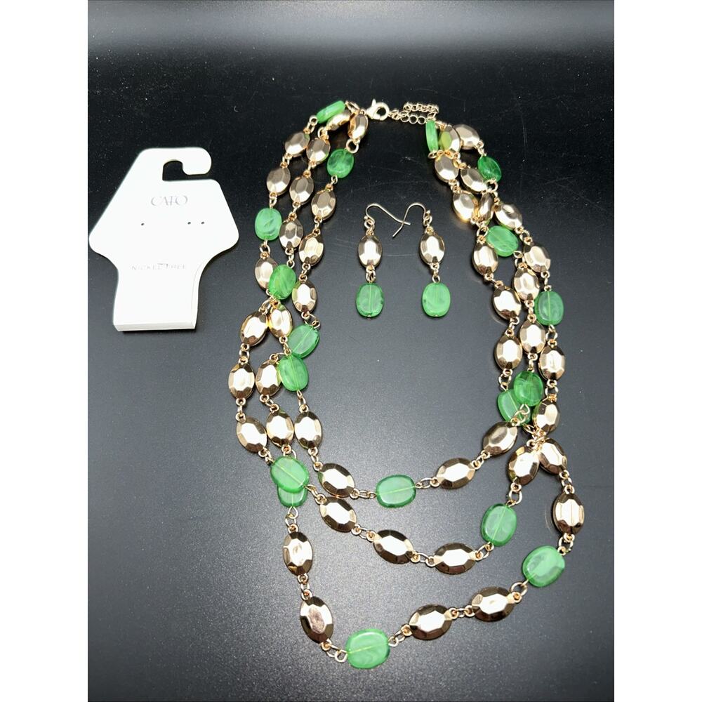 Cato fashions necklace and earrings Green And Gold Acrylic Costume Jewelry